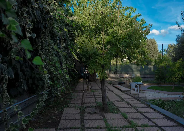 Oda ve Kahvaltı Le Pernici